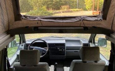 Volkswagen-EuroVan-1995-Van-Camper-28