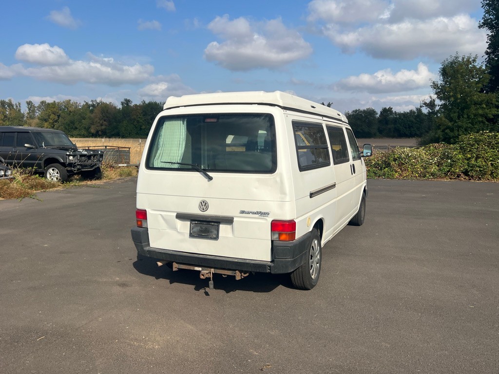 Volkswagen-EuroVan-1995-Van-Camper-4