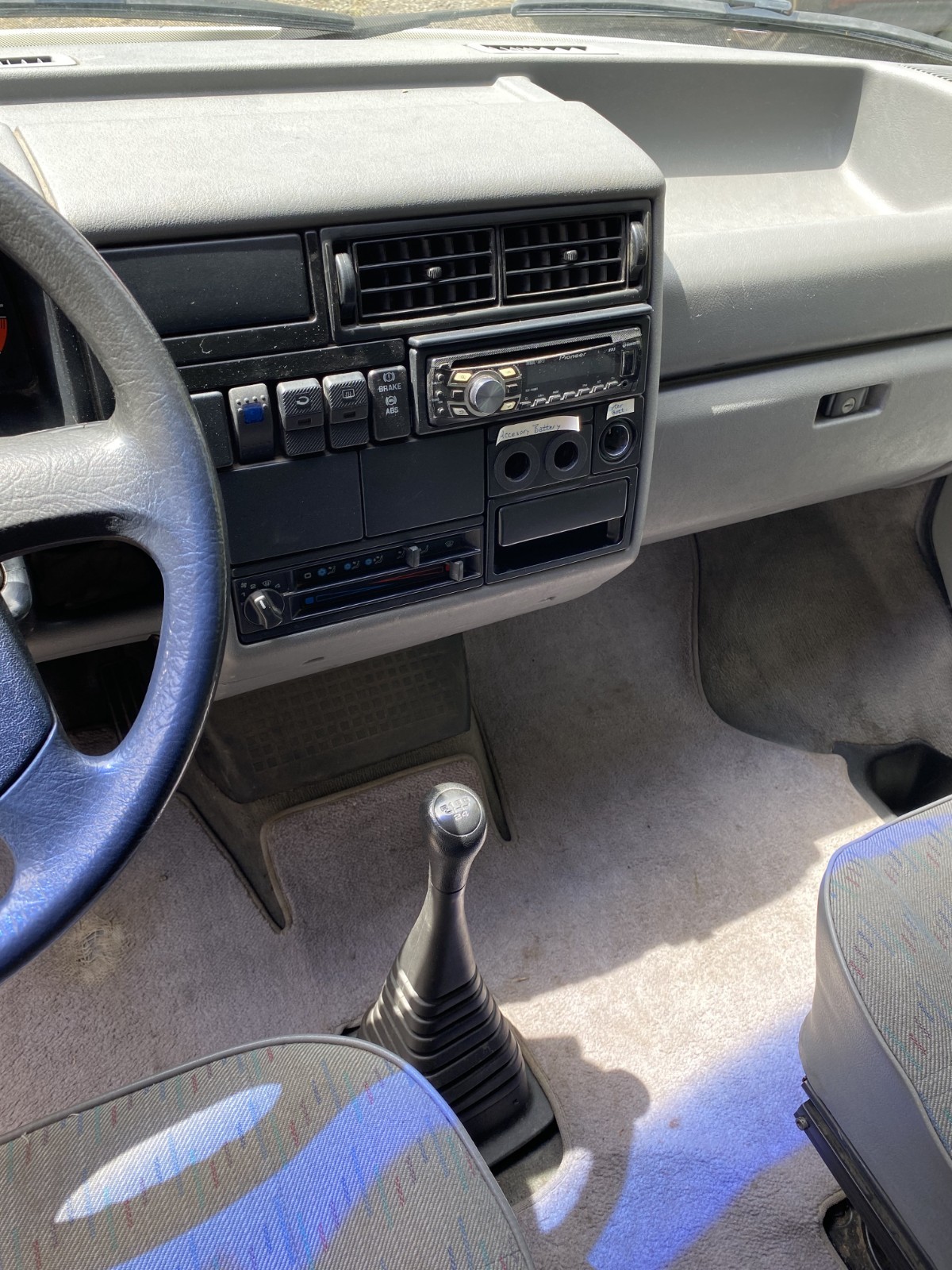 Volkswagen-EuroVan-1995-Van-Camper-7