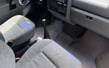 Volkswagen-EuroVan-1995-Van-Camper-8