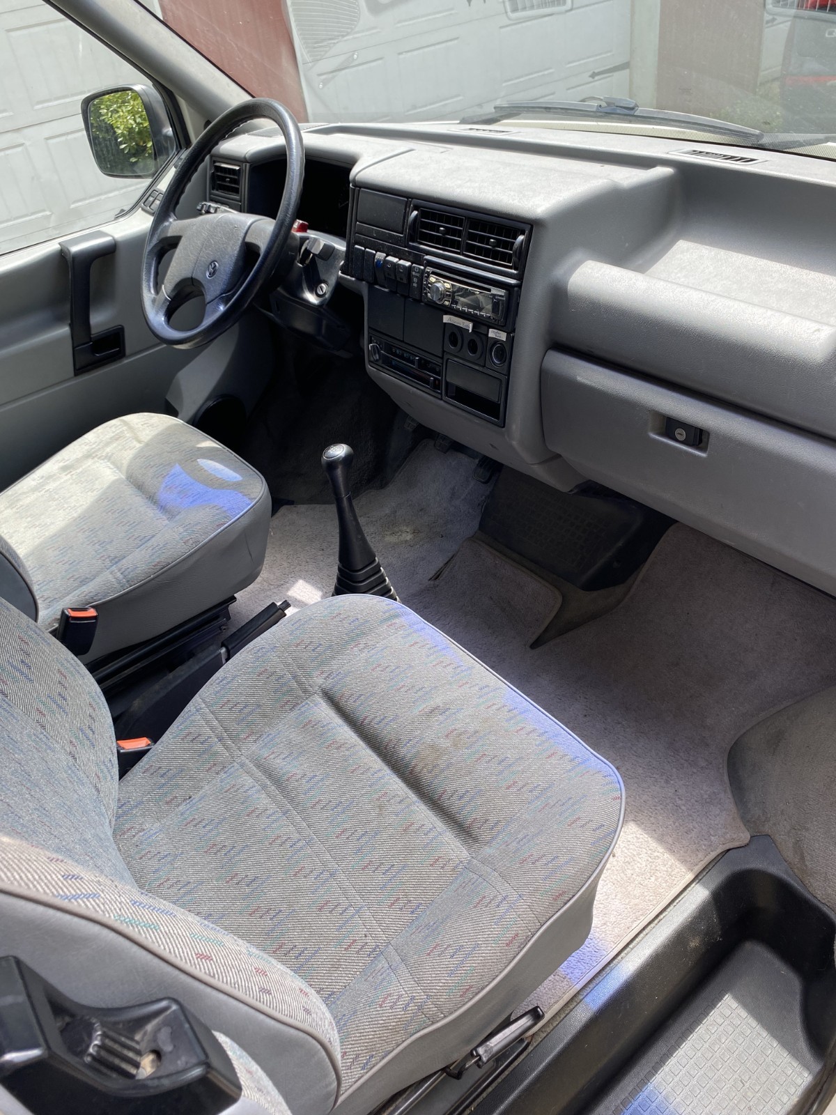 Volkswagen-EuroVan-1995-Van-Camper-8