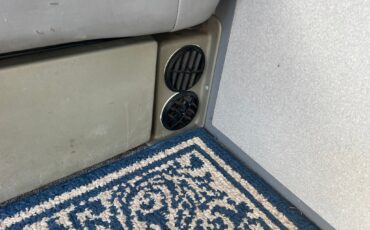 Volkswagen-EuroVan-1995-Van-Camper-9