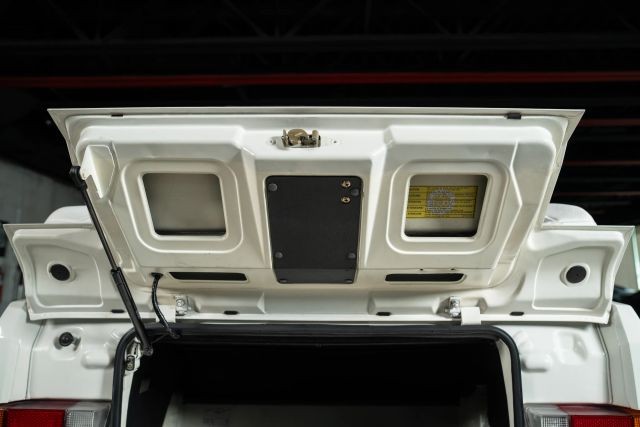 Volkswagen-Golf-1992-28