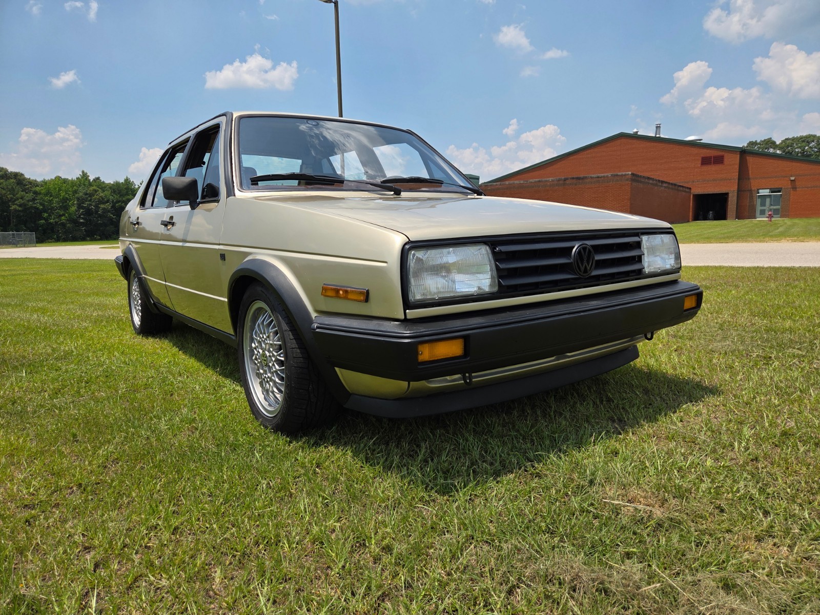 Volkswagen-Jetta-1986-Sedan-1
