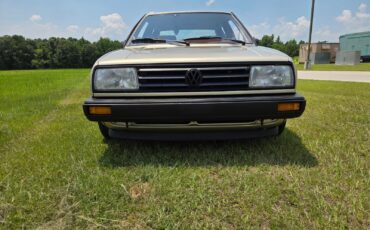 Volkswagen-Jetta-1986-Sedan-3