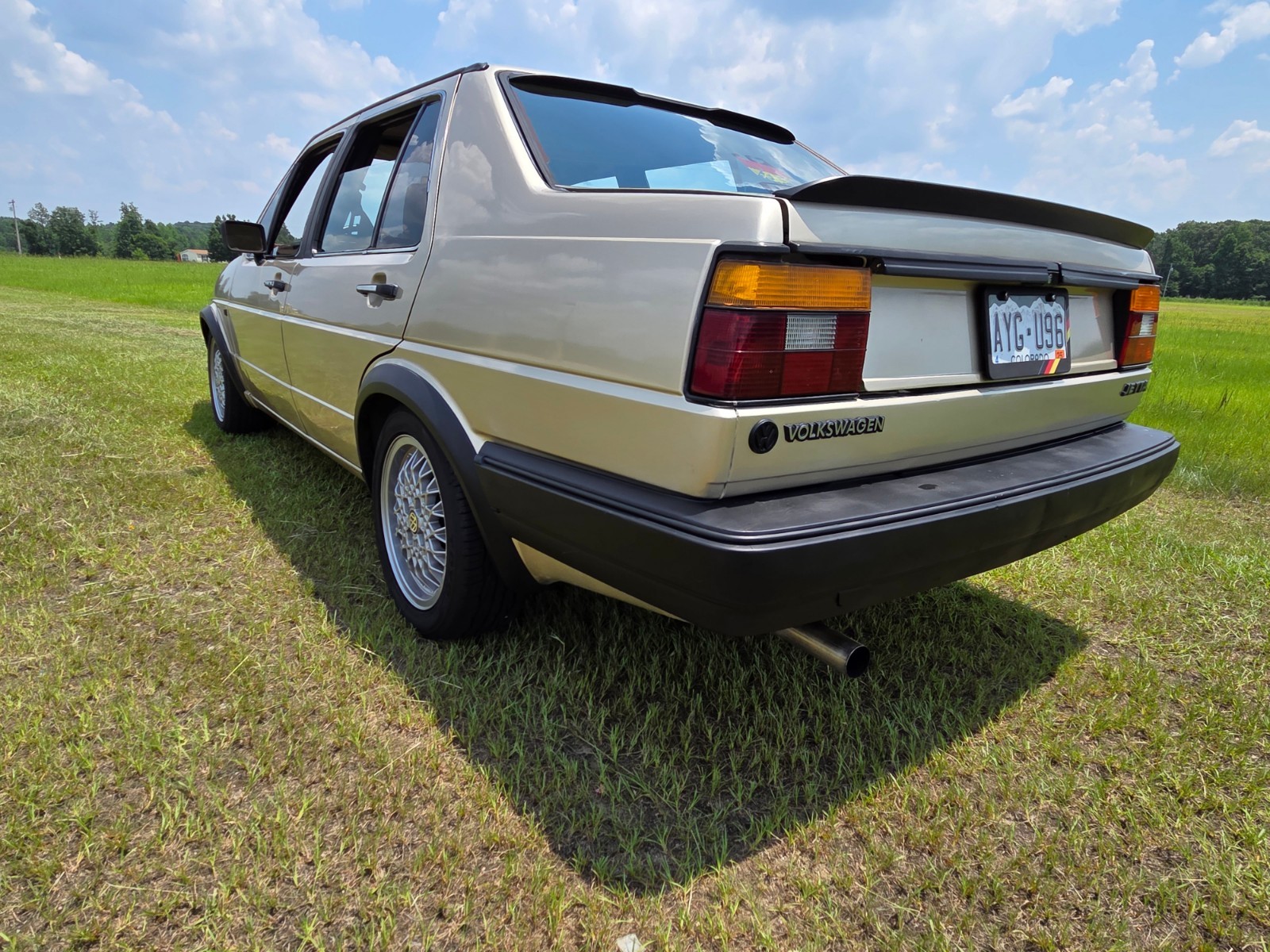 Volkswagen-Jetta-1986-Sedan-6