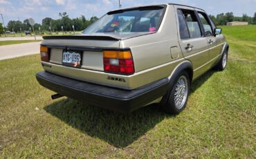 Volkswagen-Jetta-1986-Sedan-7
