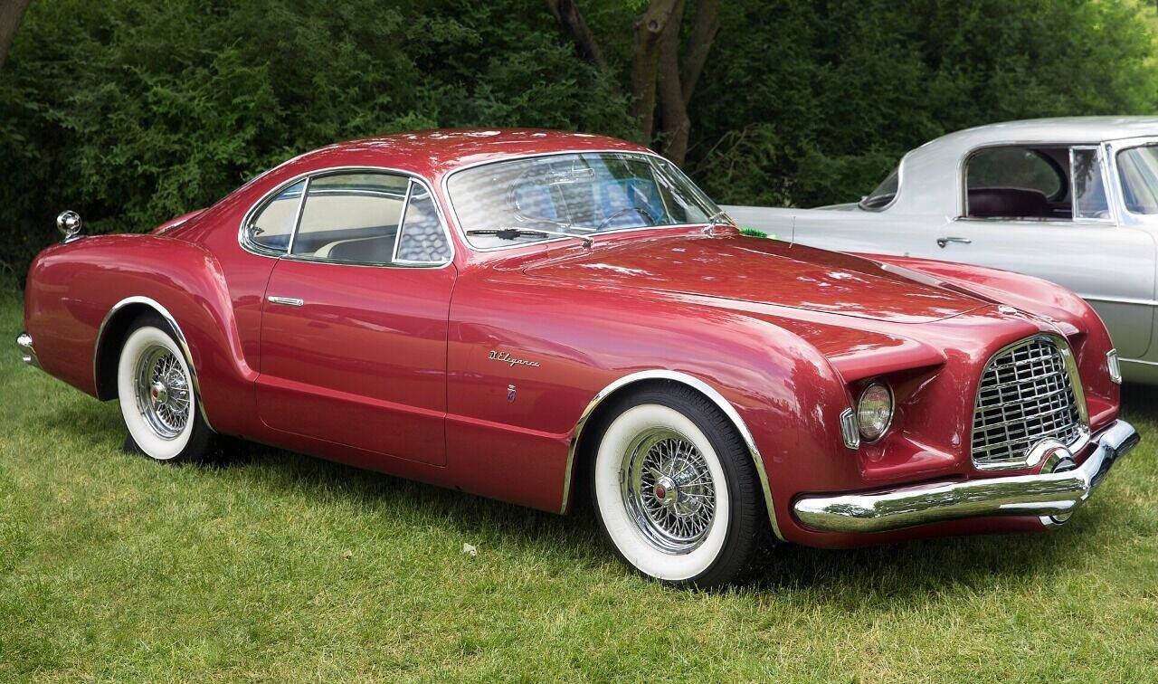 Volkswagen-Karmann-Ghia-1965-Coupe-10
