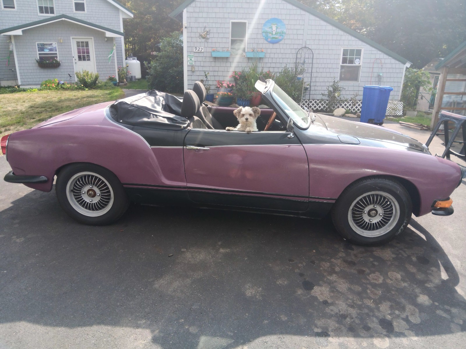 Volkswagen-Karmann-Ghia-1971-Convertible