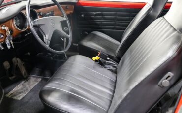 Volkswagen-Karmann-Ghia-1973-Coupe-16