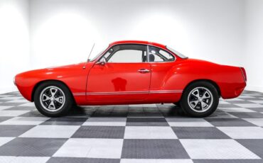 Volkswagen-Karmann-Ghia-1973-Coupe-3
