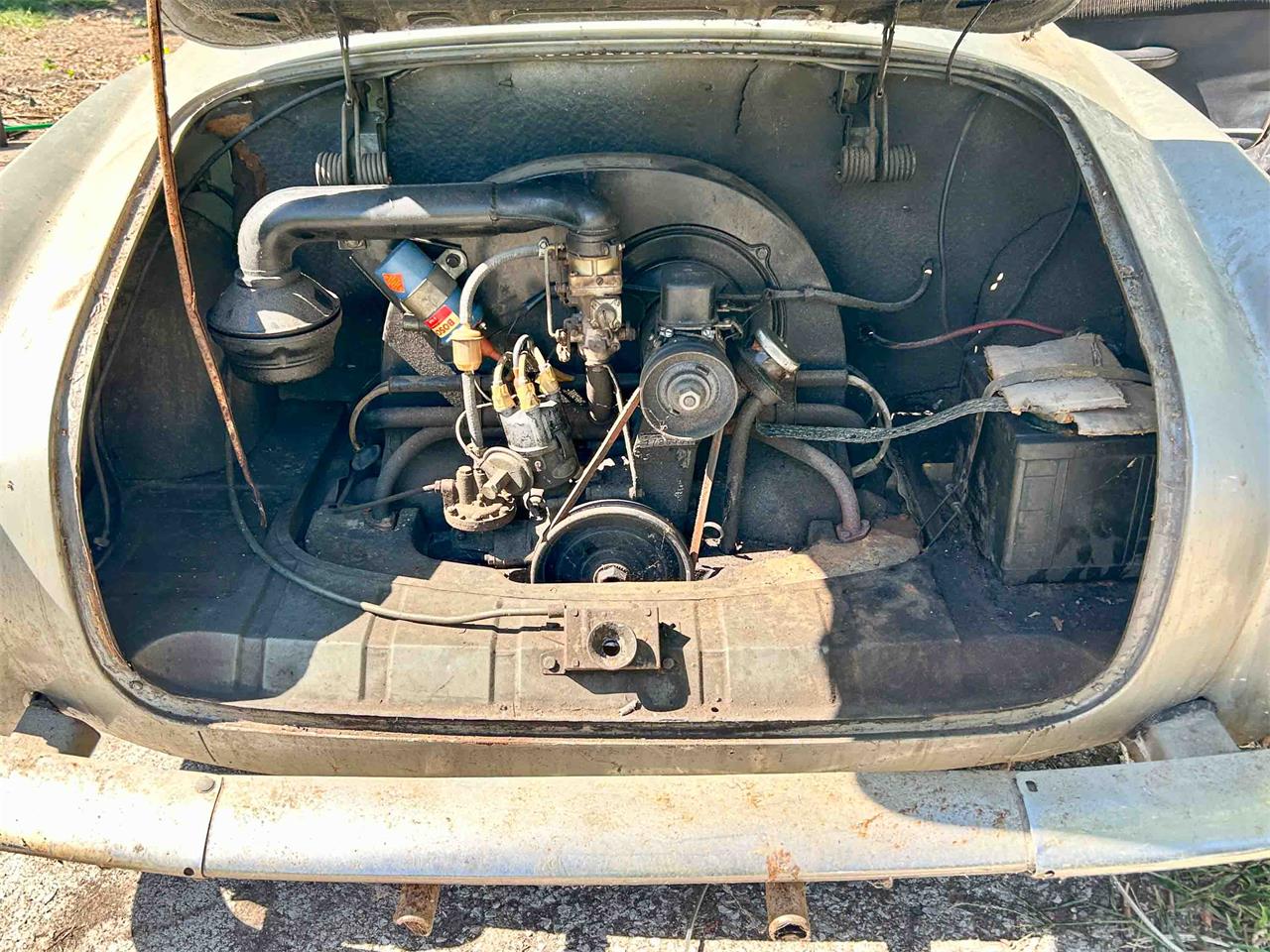 Volkswagen-Karmann-ghia-1957-Silver-Gray-13