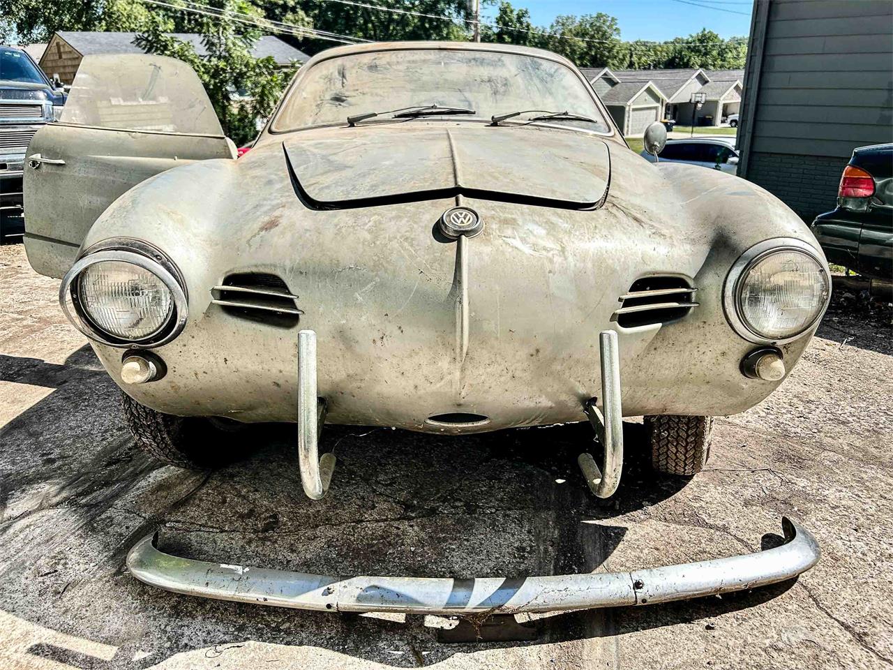 Volkswagen-Karmann-ghia-1957-Silver-Gray-5
