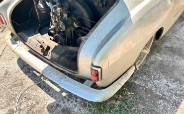 Volkswagen-Karmann-ghia-1957-Silver-Gray-8