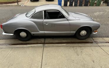Volkswagen-Karmann-ghia-1970-Gray-Blk-1