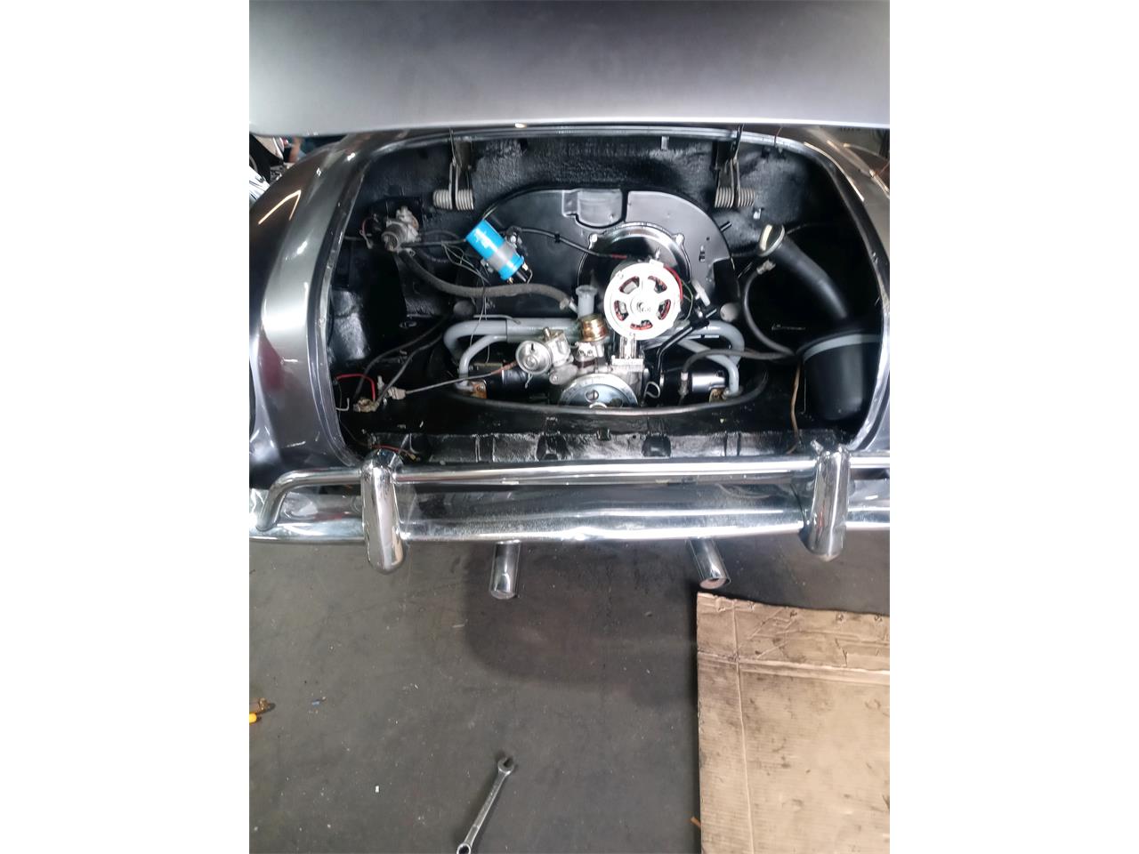 Volkswagen-Karmann-ghia-1970-Gray-Blk-17