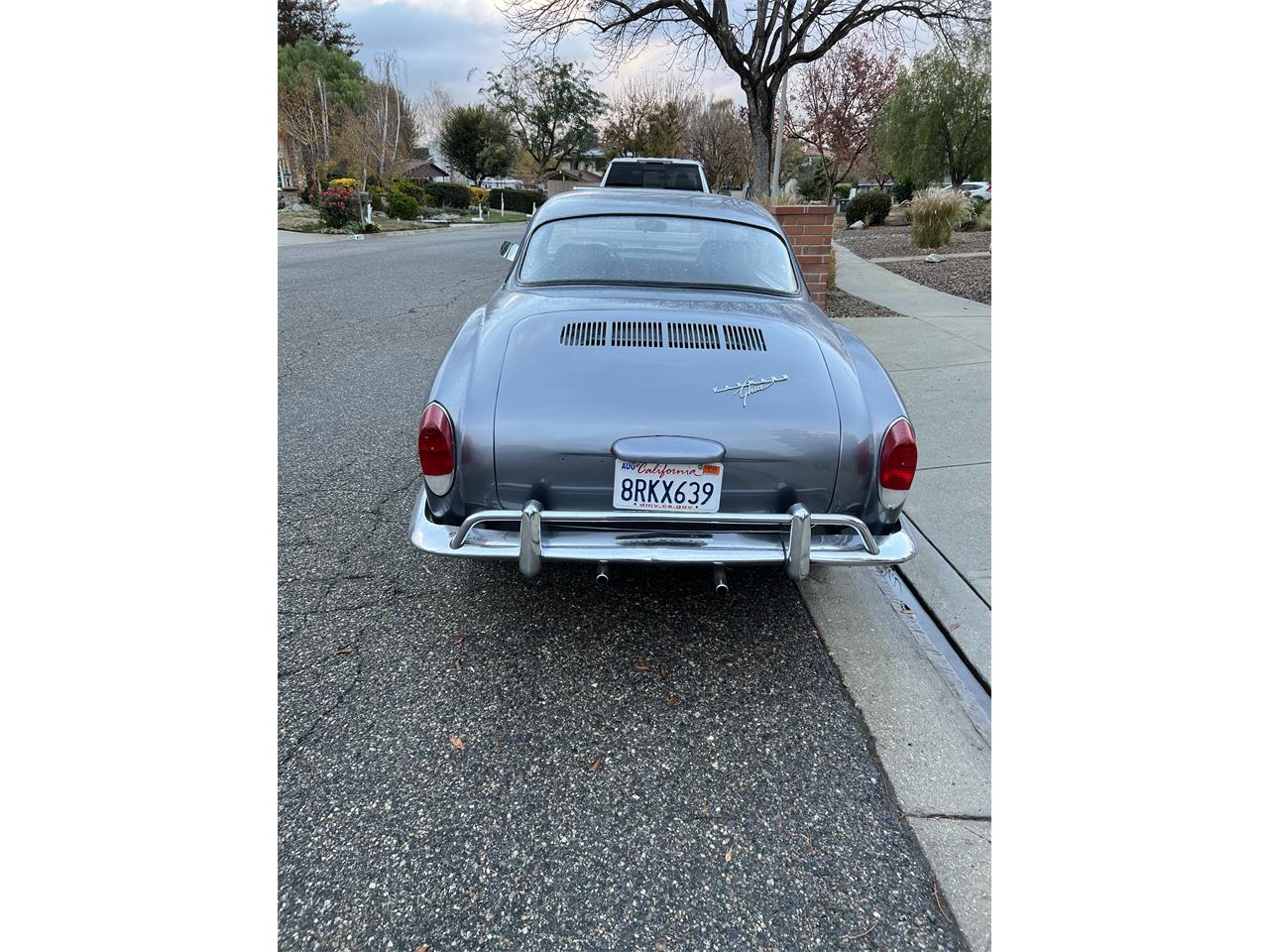 Volkswagen-Karmann-ghia-1970-Gray-Blk-2