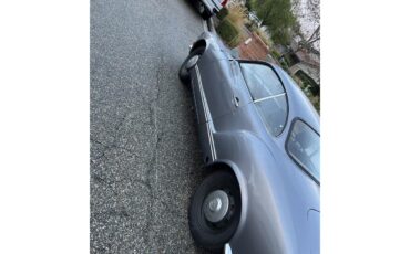 Volkswagen-Karmann-ghia-1970-Gray-Blk-3