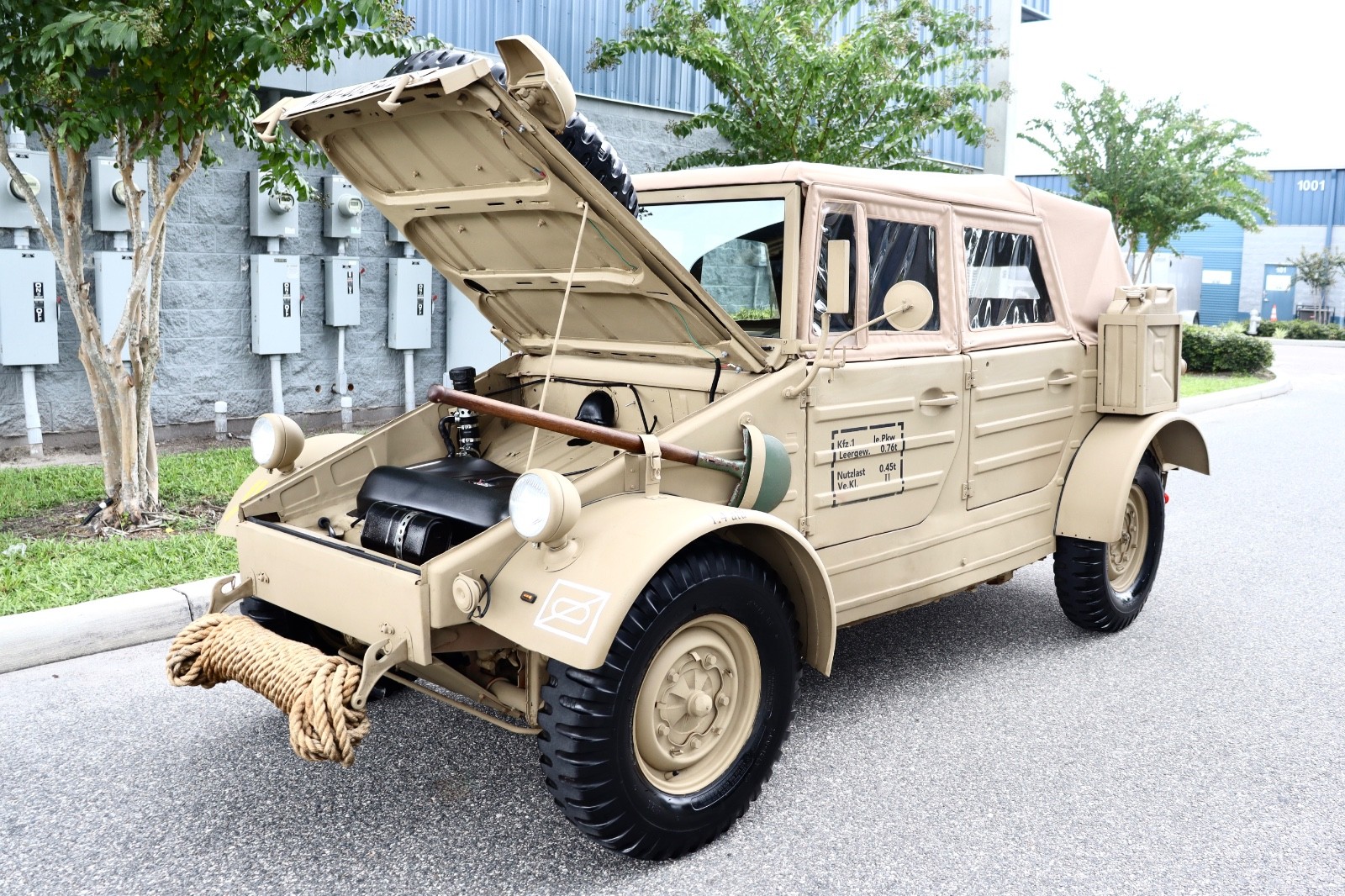 Volkswagen-Kubelwagen-WWII-Military-Type-82-Replica-1973-Convertible-28