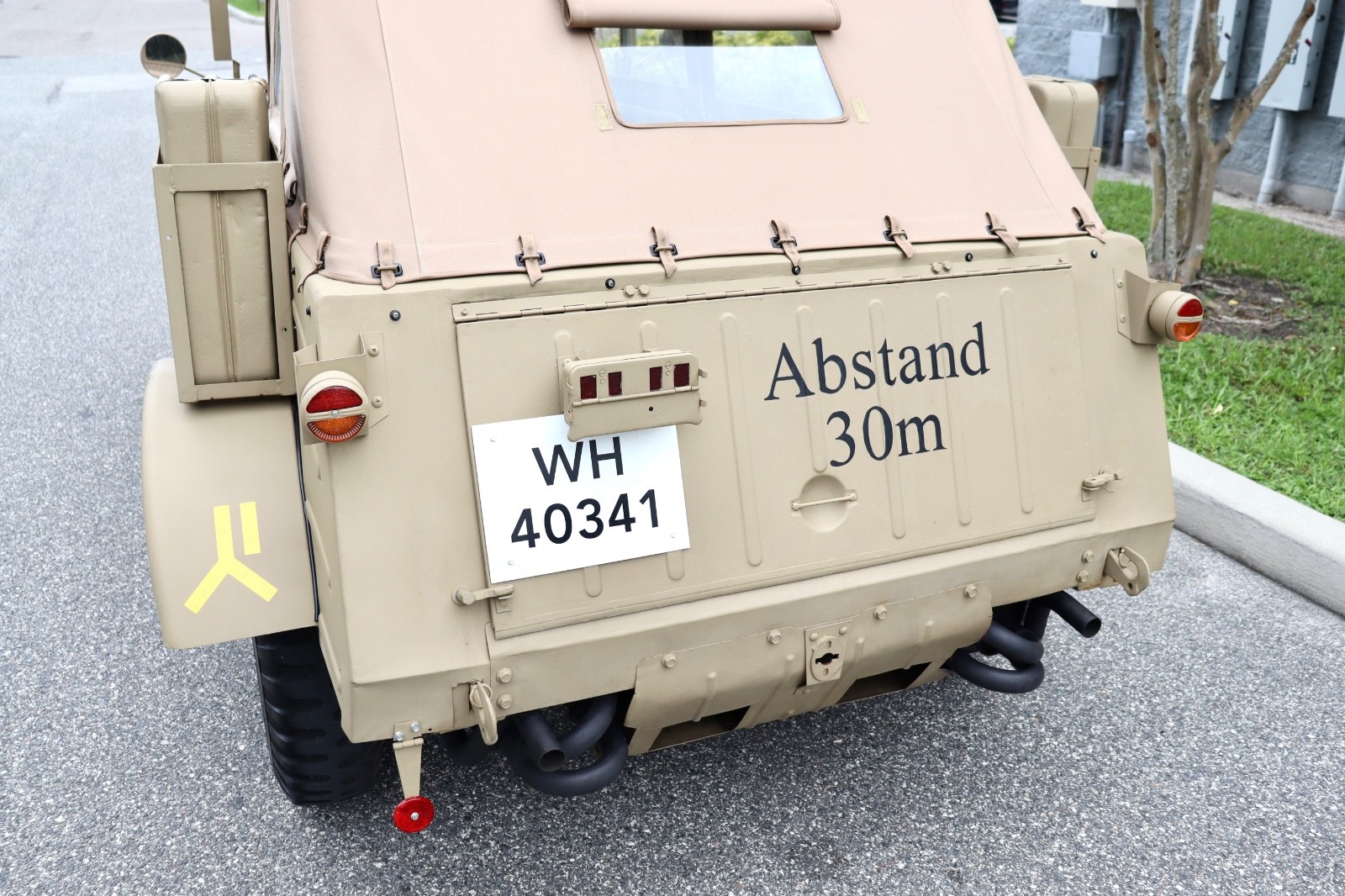 Volkswagen-Kubelwagen-WWII-Military-Type-82-Replica-1973-Convertible-9