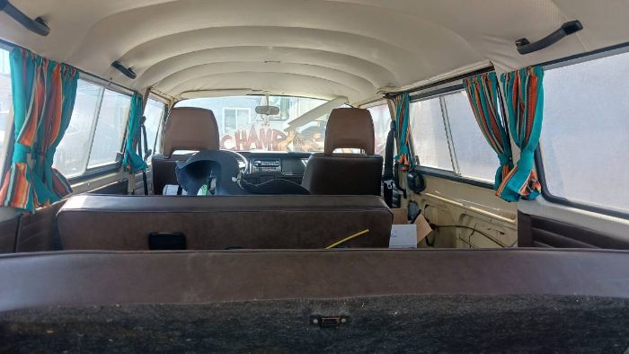 Volkswagen-Other-1978-YellowWhite-4