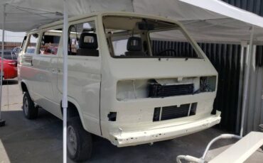 Volkswagen-Other-1990-White-13