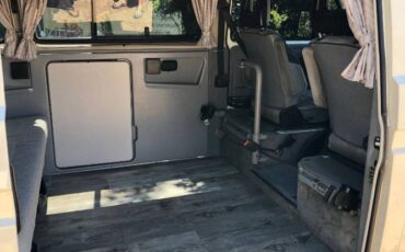 Volkswagen-Other-1990-White-6