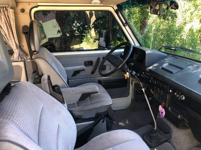 Volkswagen-Other-1990-White-8