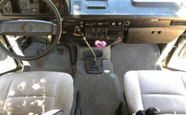 Volkswagen-Other-1990-White-9