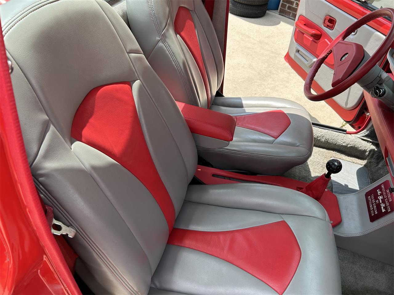 Volkswagen-Pickup-1980-Red-Redgrey-13