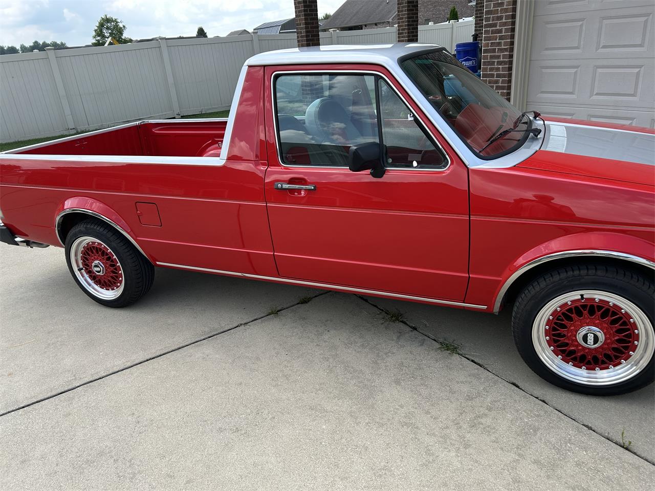 Volkswagen-Pickup-1980-Red-Redgrey-3