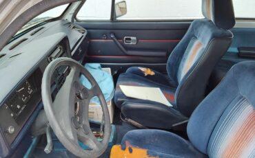 Volkswagen-Rabbit-1983-Hatchback-5