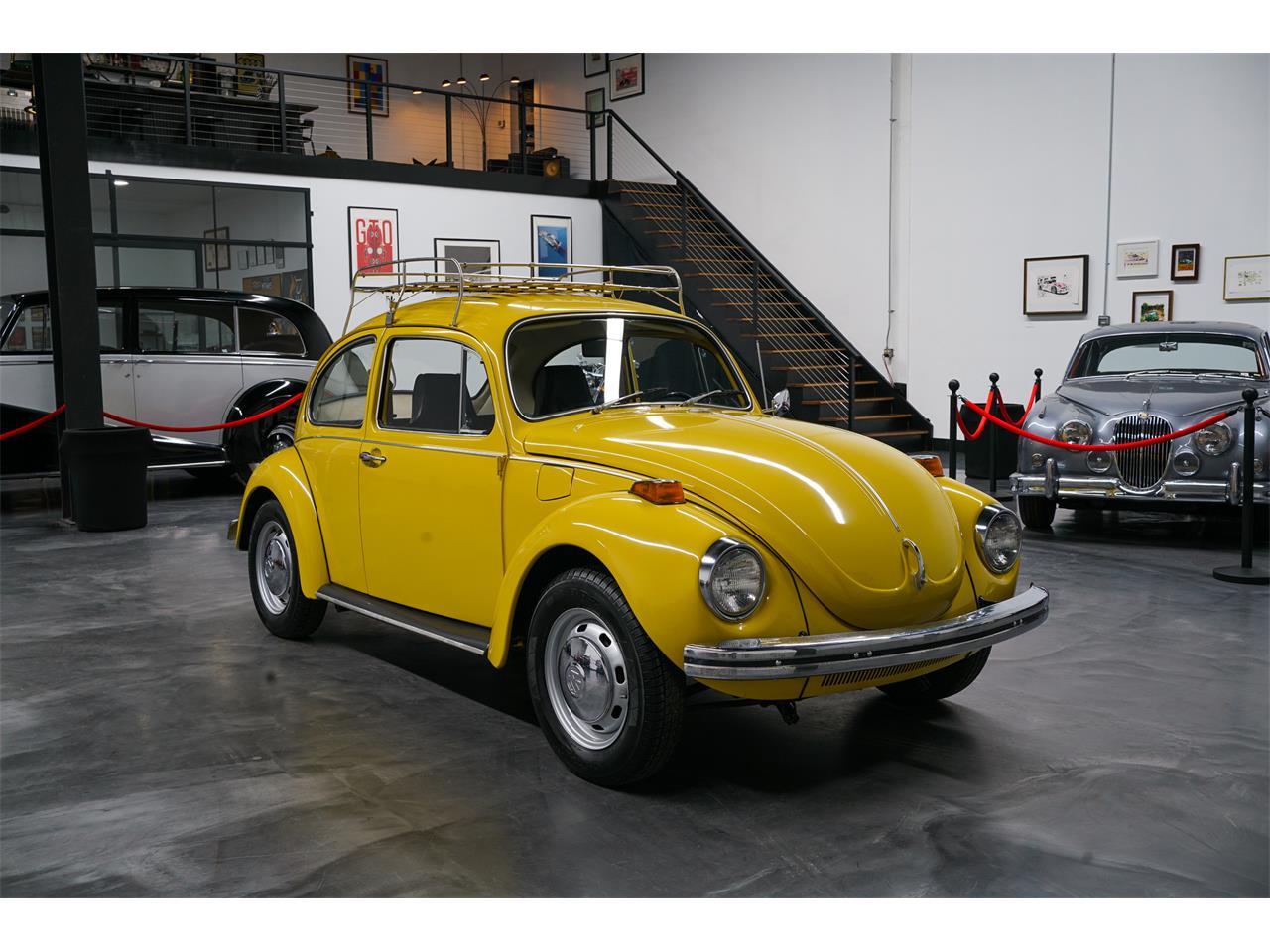 Volkswagen-Super-beetle-1972-Texas-Yellow-Black-1