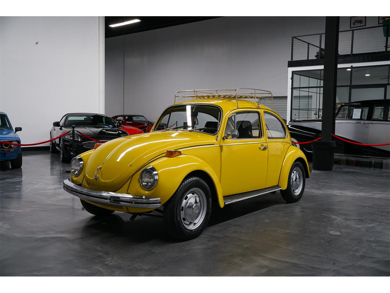 Volkswagen-Super-beetle-1972-Texas-Yellow-Black-13