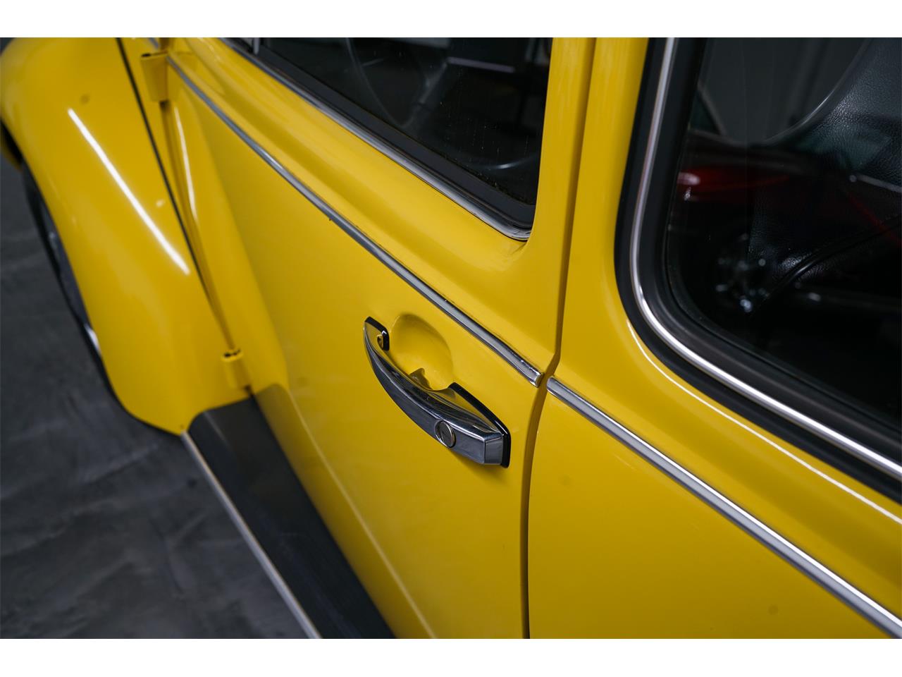 Volkswagen-Super-beetle-1972-Texas-Yellow-Black-16