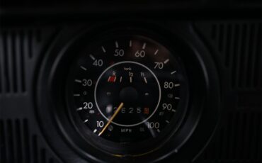 Volkswagen-Super-beetle-1972-Texas-Yellow-Black-29