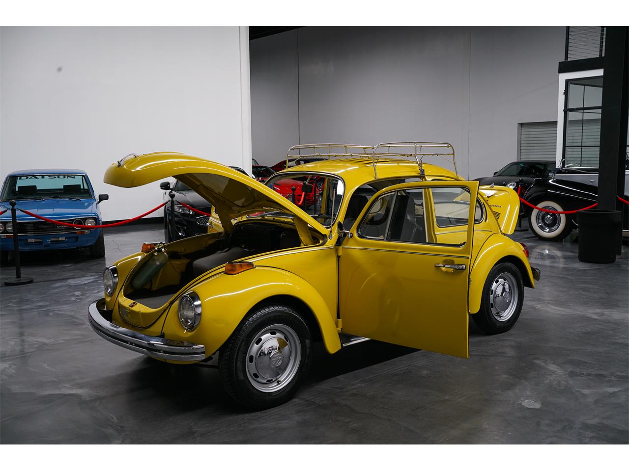 Volkswagen-Super-beetle-1972-Texas-Yellow-Black-30