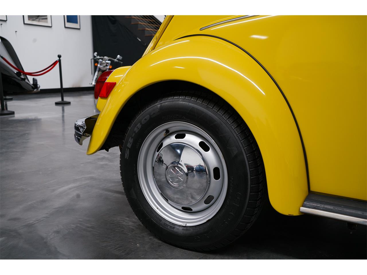 Volkswagen-Super-beetle-1972-Texas-Yellow-Black-38