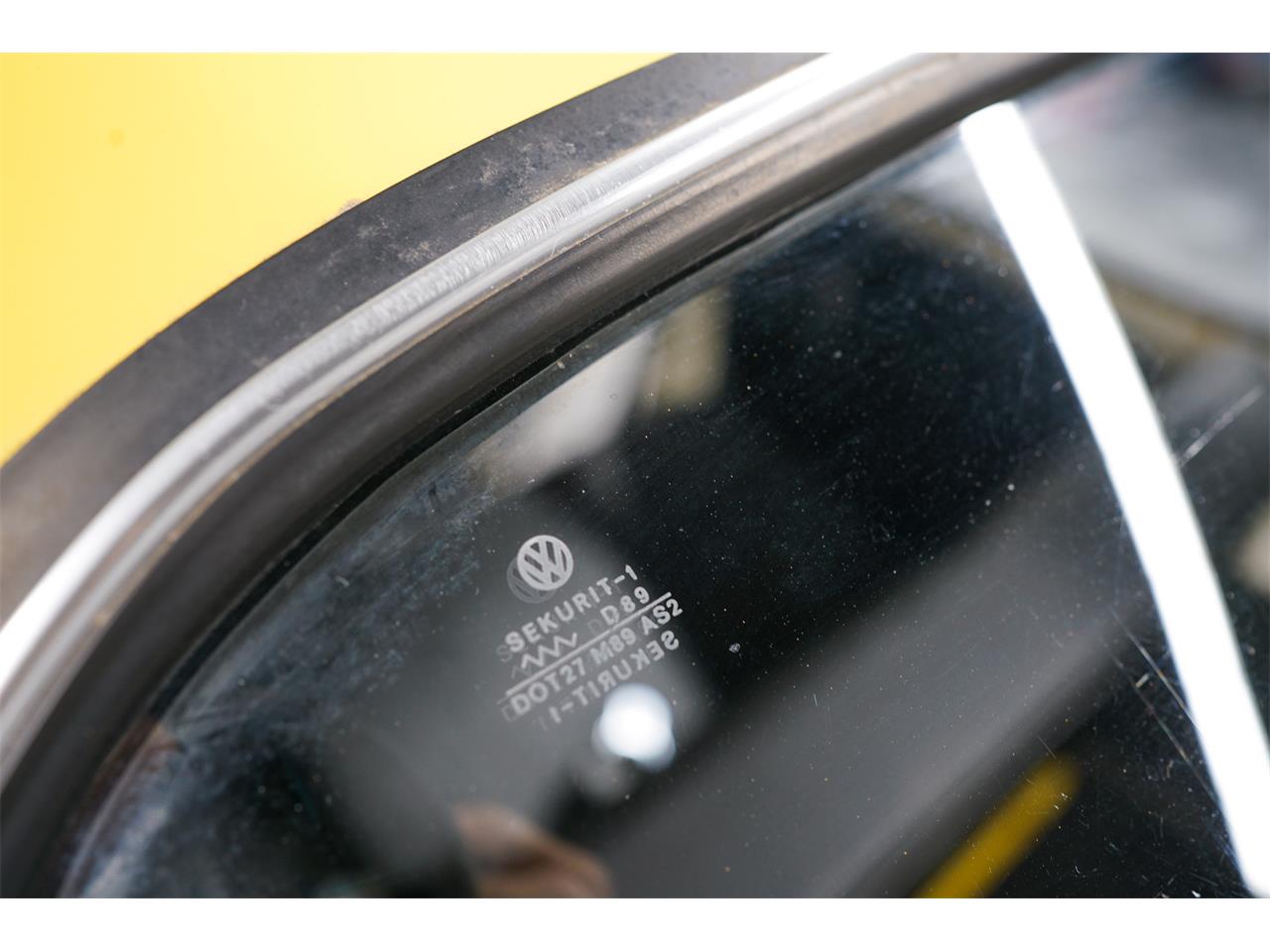 Volkswagen-Super-beetle-1972-Texas-Yellow-Black-45
