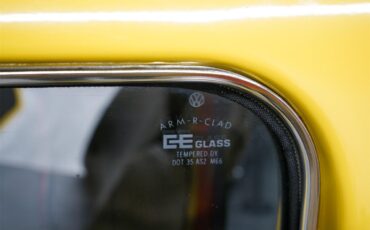 Volkswagen-Super-beetle-1972-Texas-Yellow-Black-46