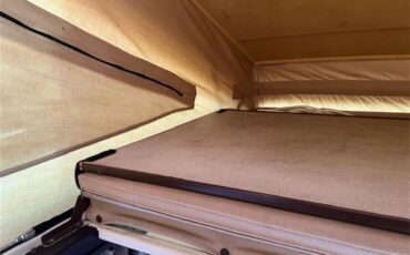 Volkswagen-Syncro-1986-White-Brown-10