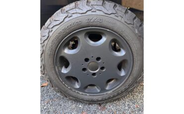 Volkswagen-Syncro-1986-White-Brown-11