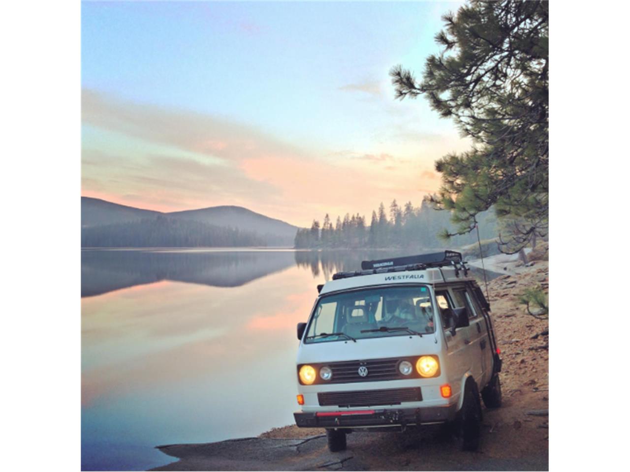 Volkswagen-Syncro-1986-White-Brown-15