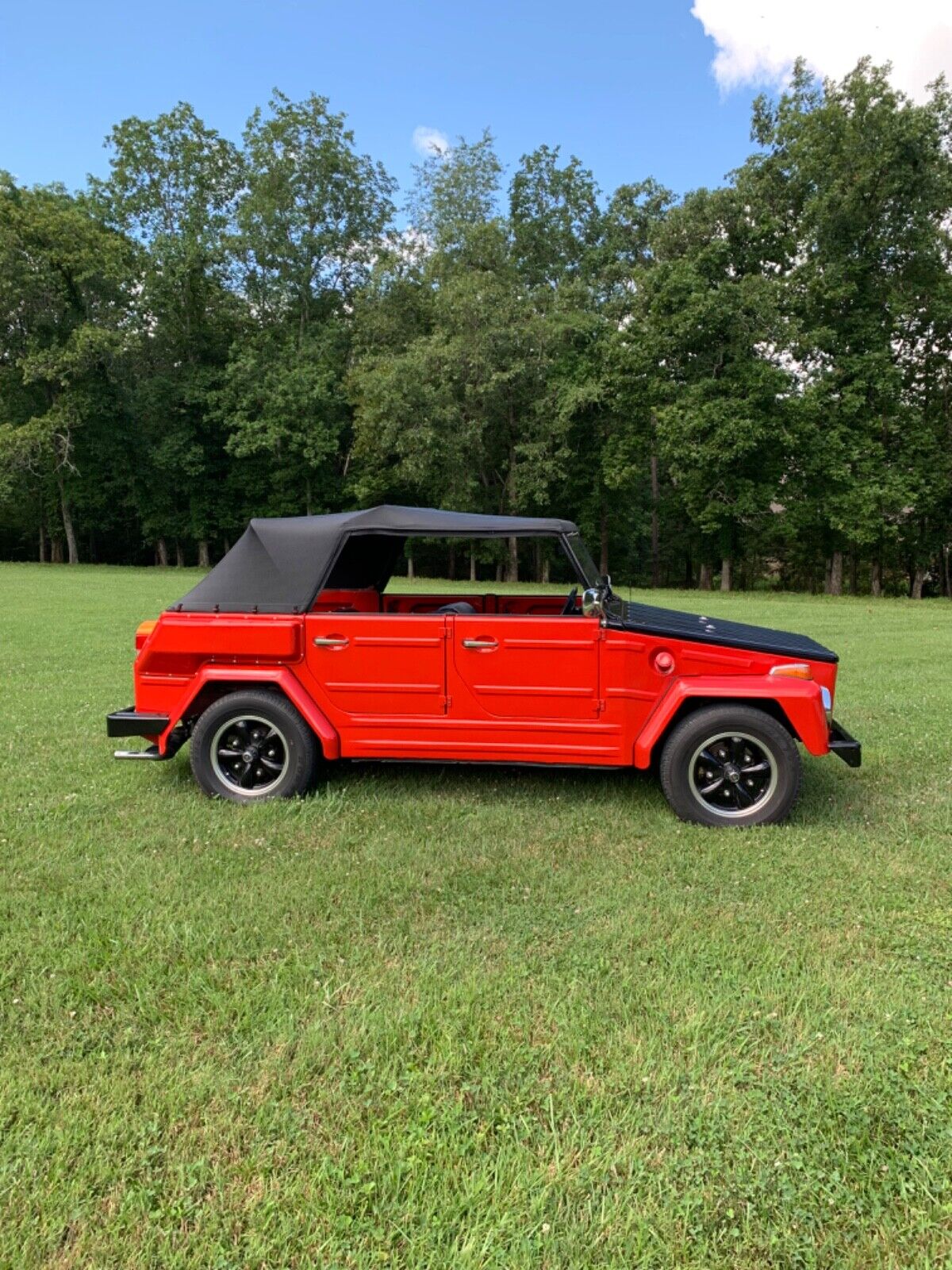 Volkswagen-Thing-1973-4