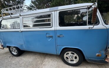 Volkswagen-Transporter-1972-1