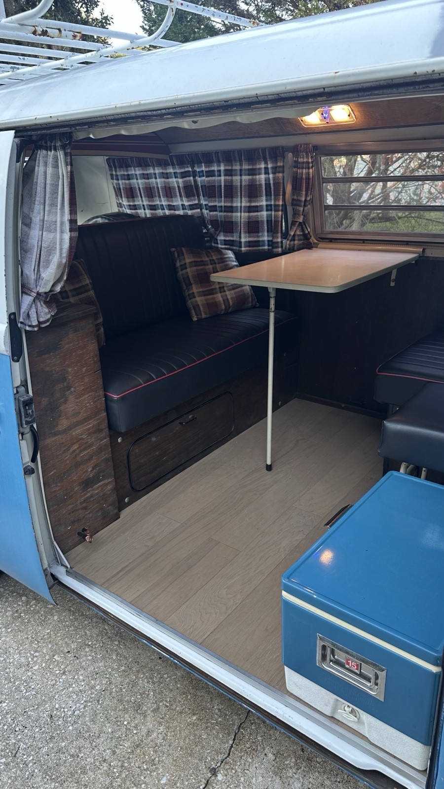 Volkswagen-Transporter-1972-16