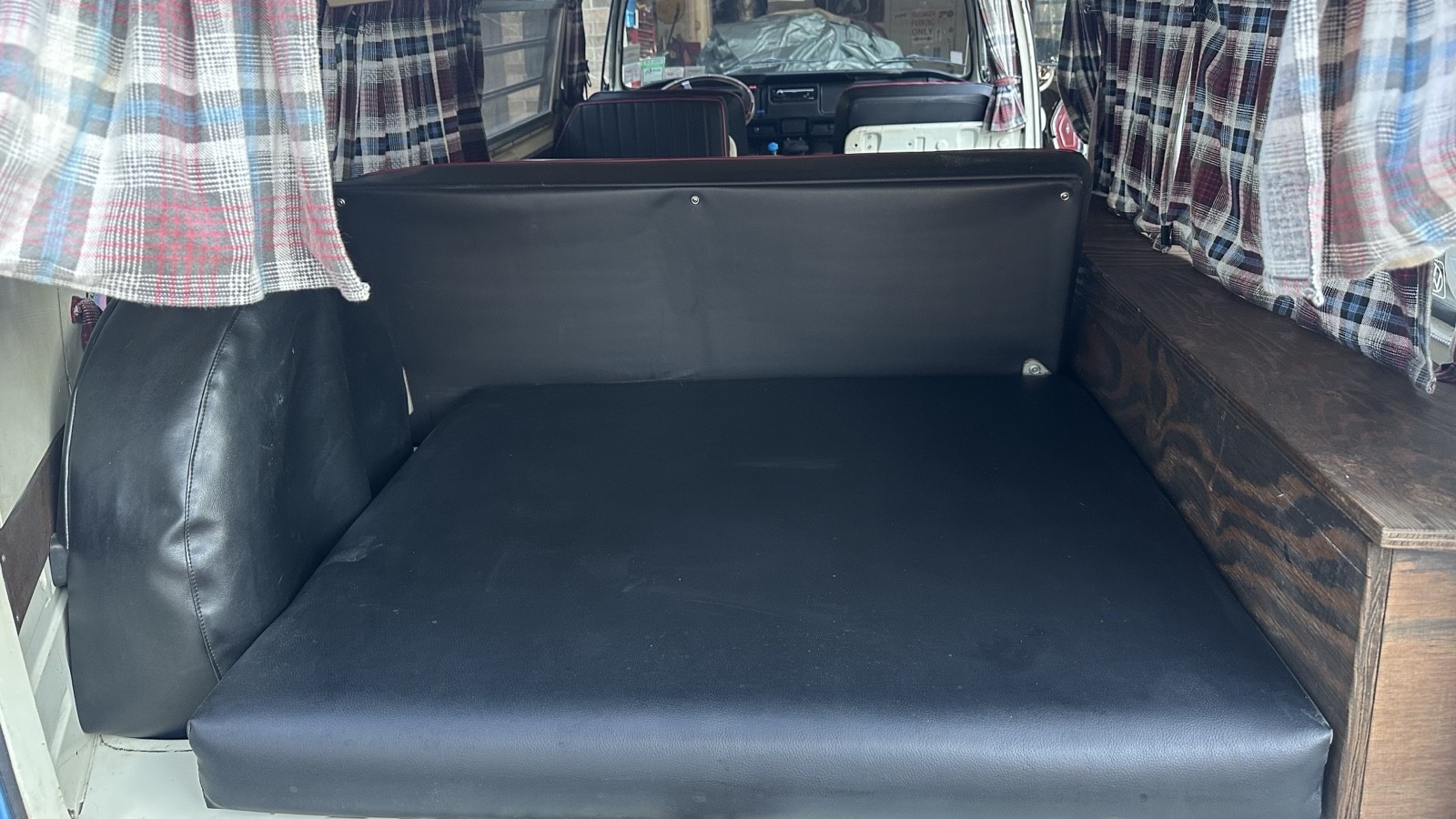 Volkswagen-Transporter-1972-17