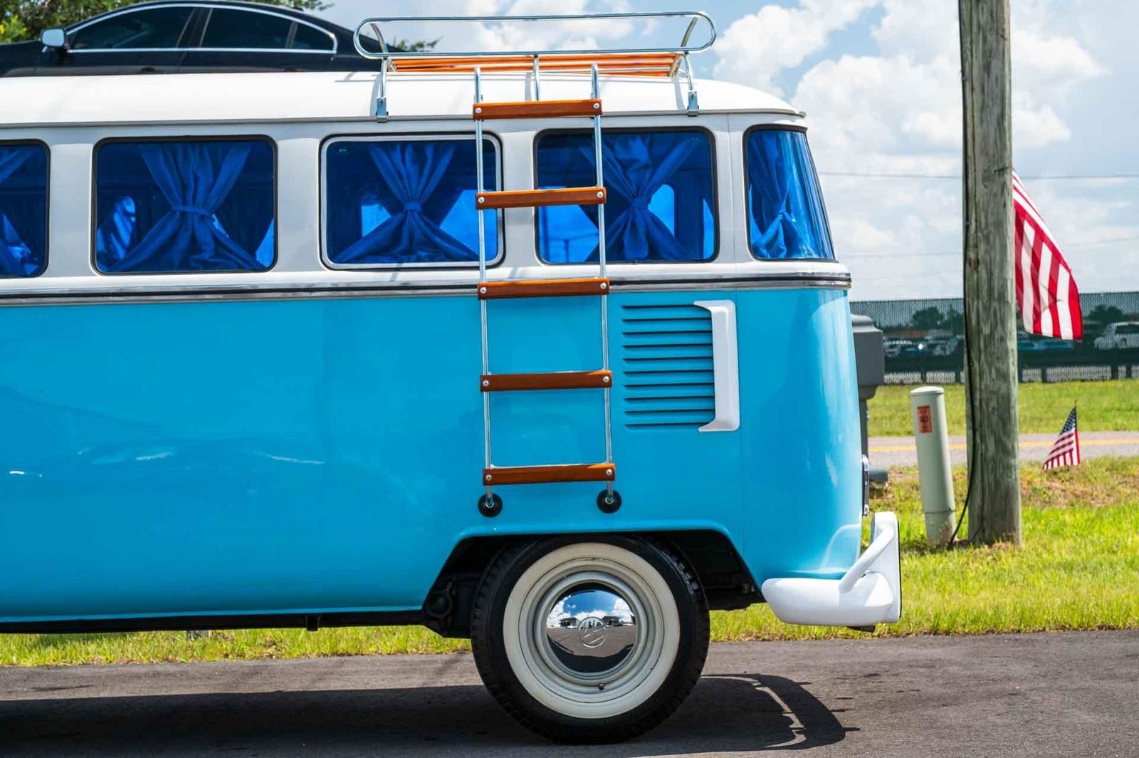 Volkswagen-Transporter-Bus-1973-Bus-16
