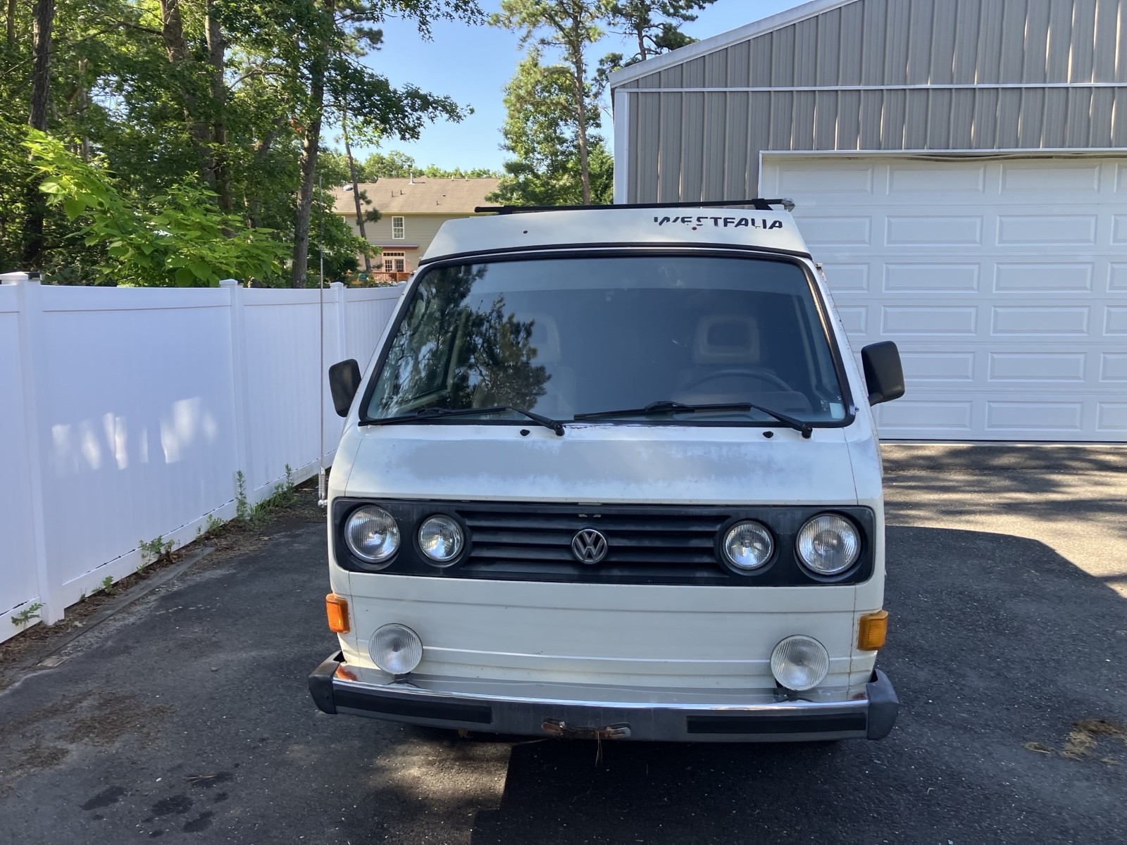 Volkswagen-Vanagon-1981-1