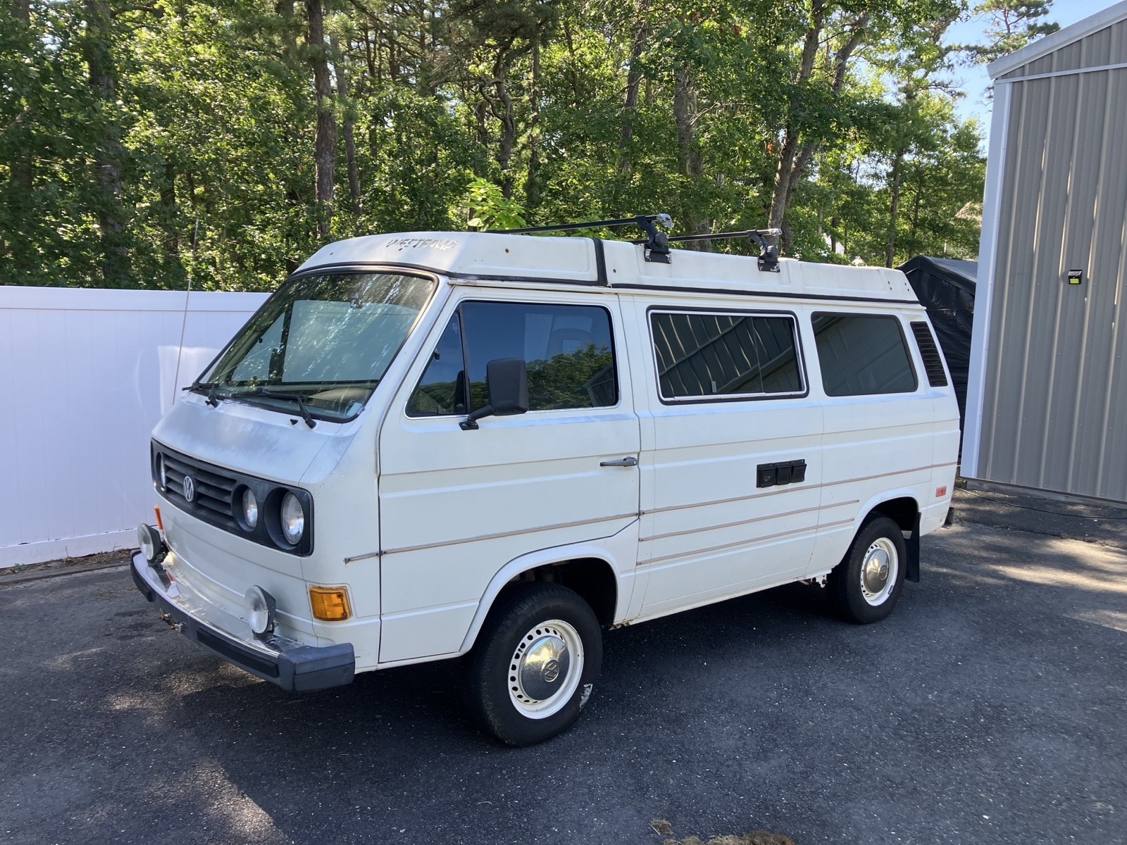 Volkswagen-Vanagon-1981